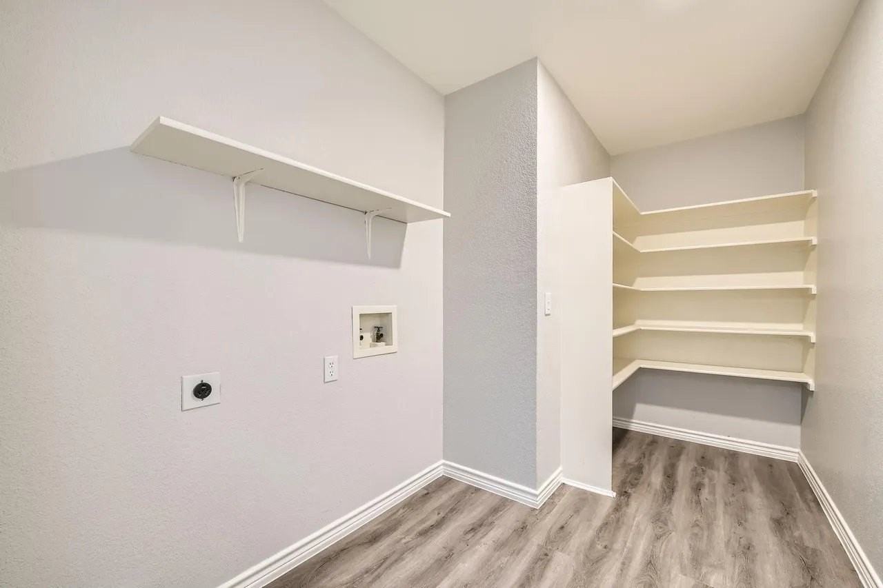 10248 Westward Dr - Photo 6 of 13