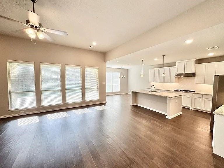 809 Uplands Dr - Photo 5 of 28
