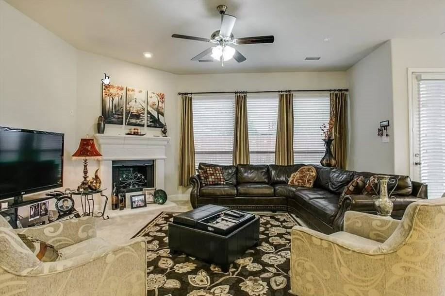 4639 Canal St - Photo 4 of 24