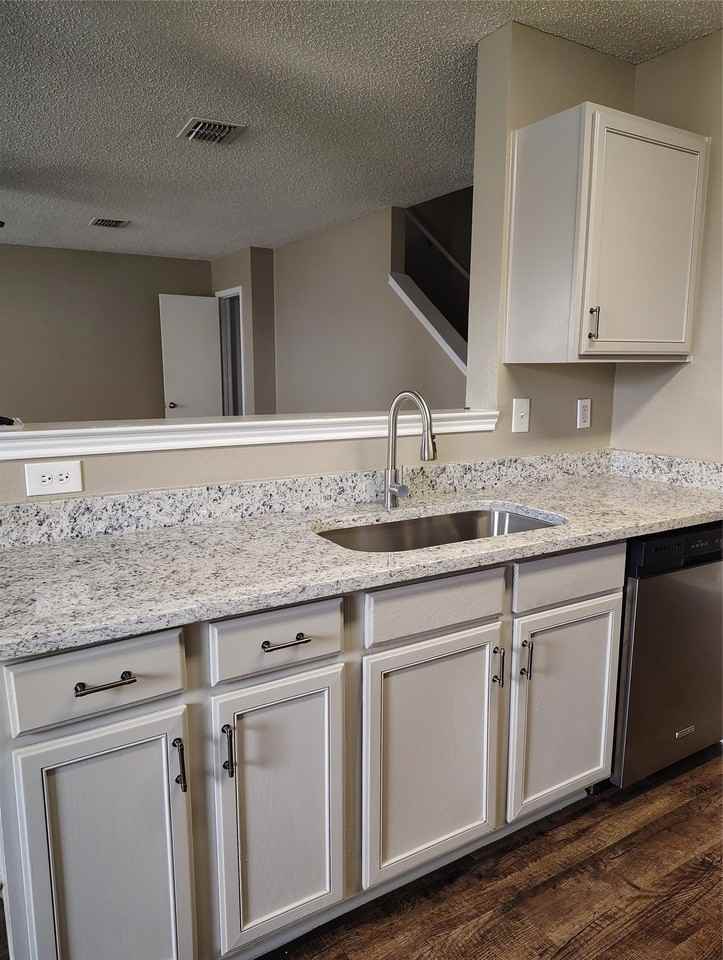 1308 Dawson Way - Photo 2 of 16