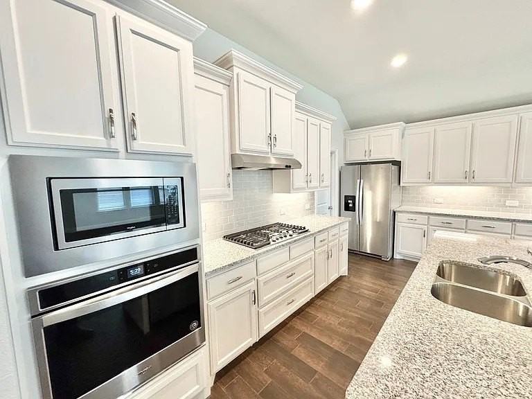 429 Cooper St - Photo 7 of 35