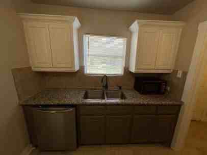 613 S Fielder Rd - Photo 4 of 4