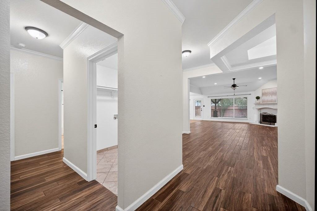 313 Cave River Dr - Photo 3 of 40