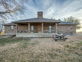 4774 N Bonnie Brae St - Photo 1 of 1