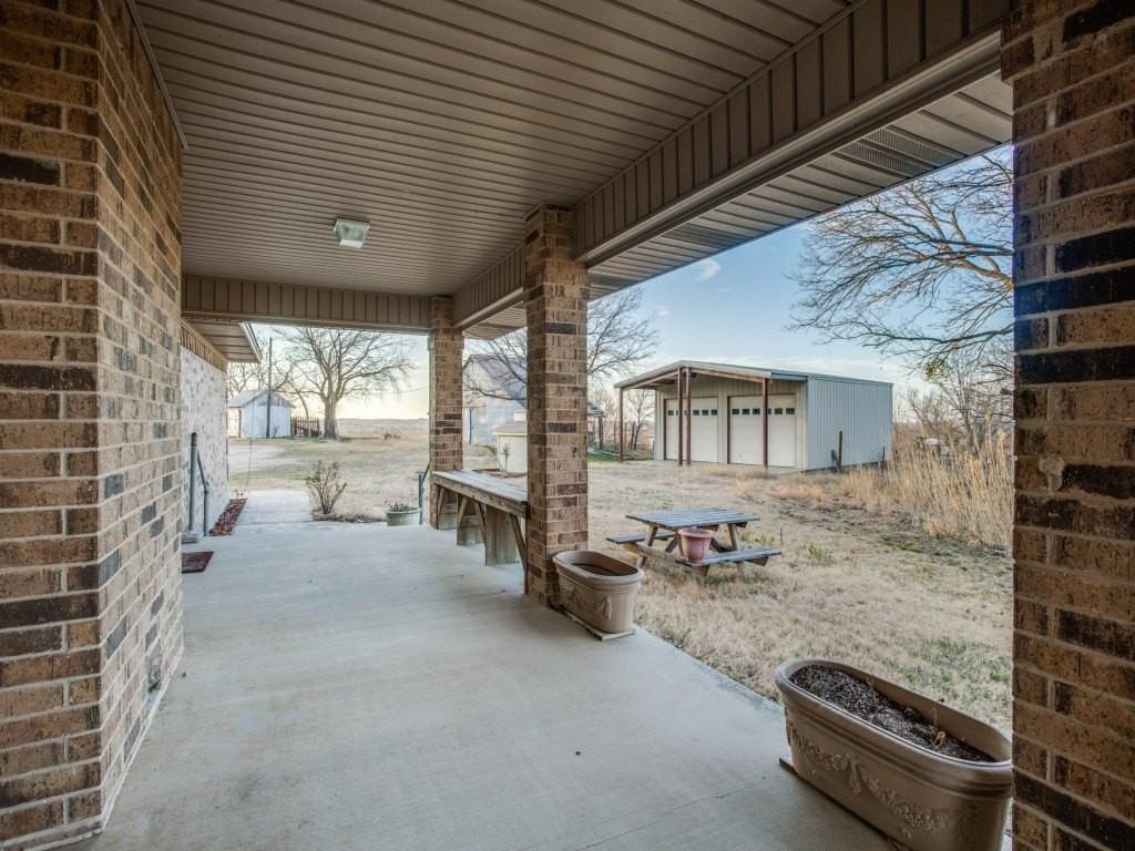 4774 N Bonnie Brae St - Photo 4 of 37