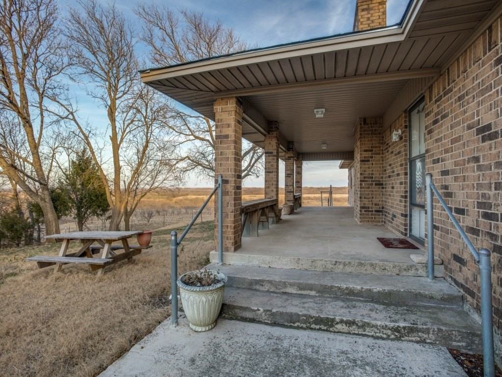 4774 N Bonnie Brae St - Photo 5 of 37
