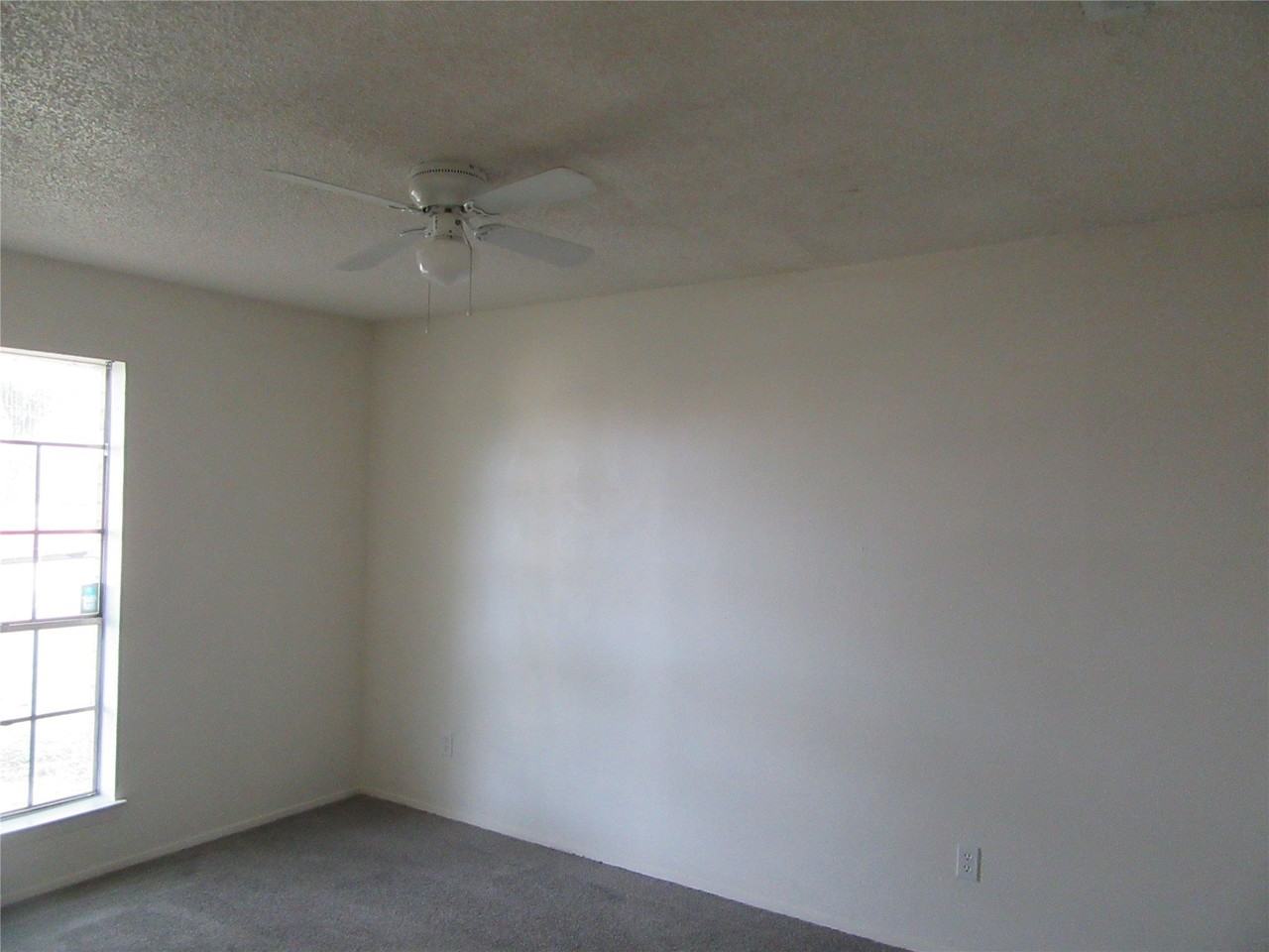 1336 Mill Stream Dr - Photo 4 of 9