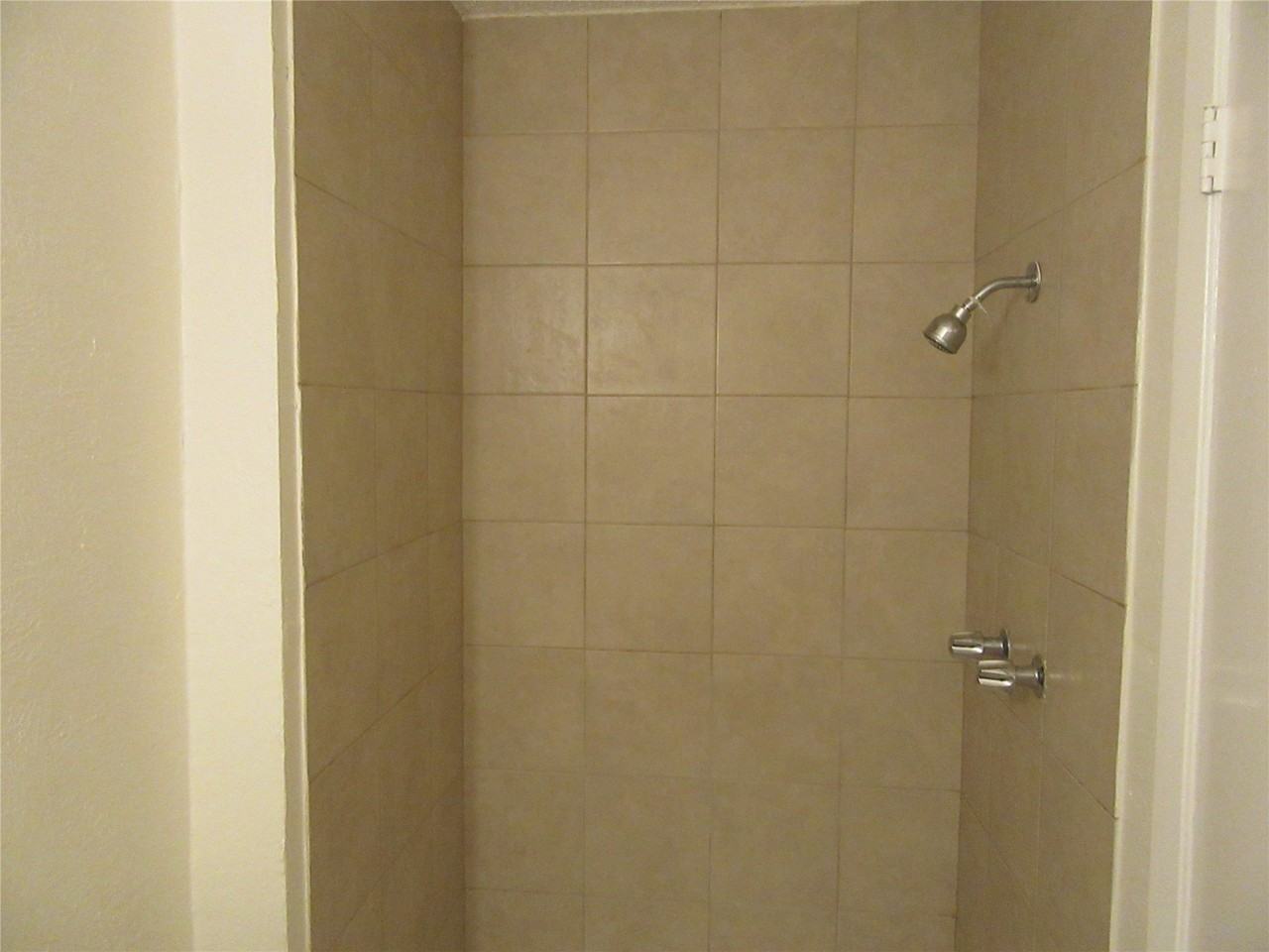 1336 Mill Stream Dr - Photo 6 of 9