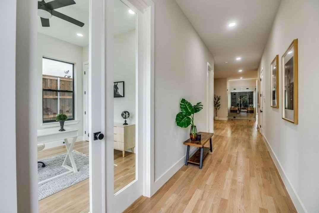 2018 Euclid Ave - Photo 2 of 37