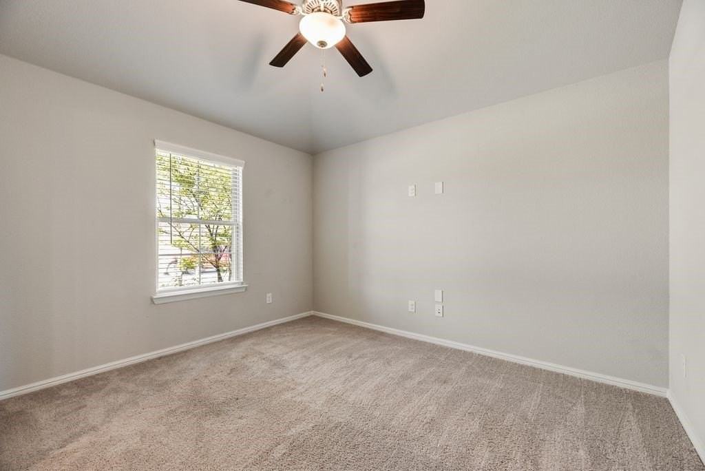 14216 Aberavon Dr - Photo 5 of 19