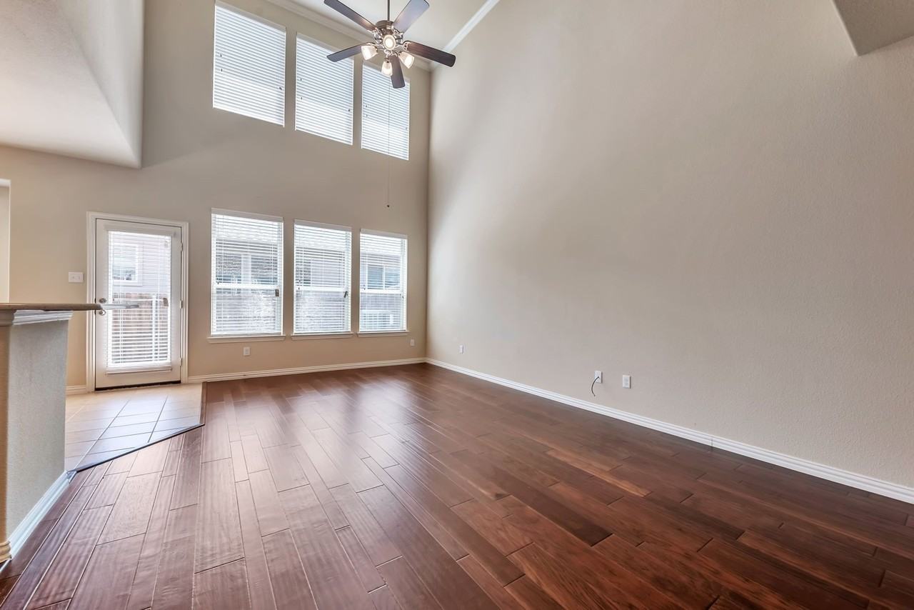 4408 Samarth St - Photo 5 of 23
