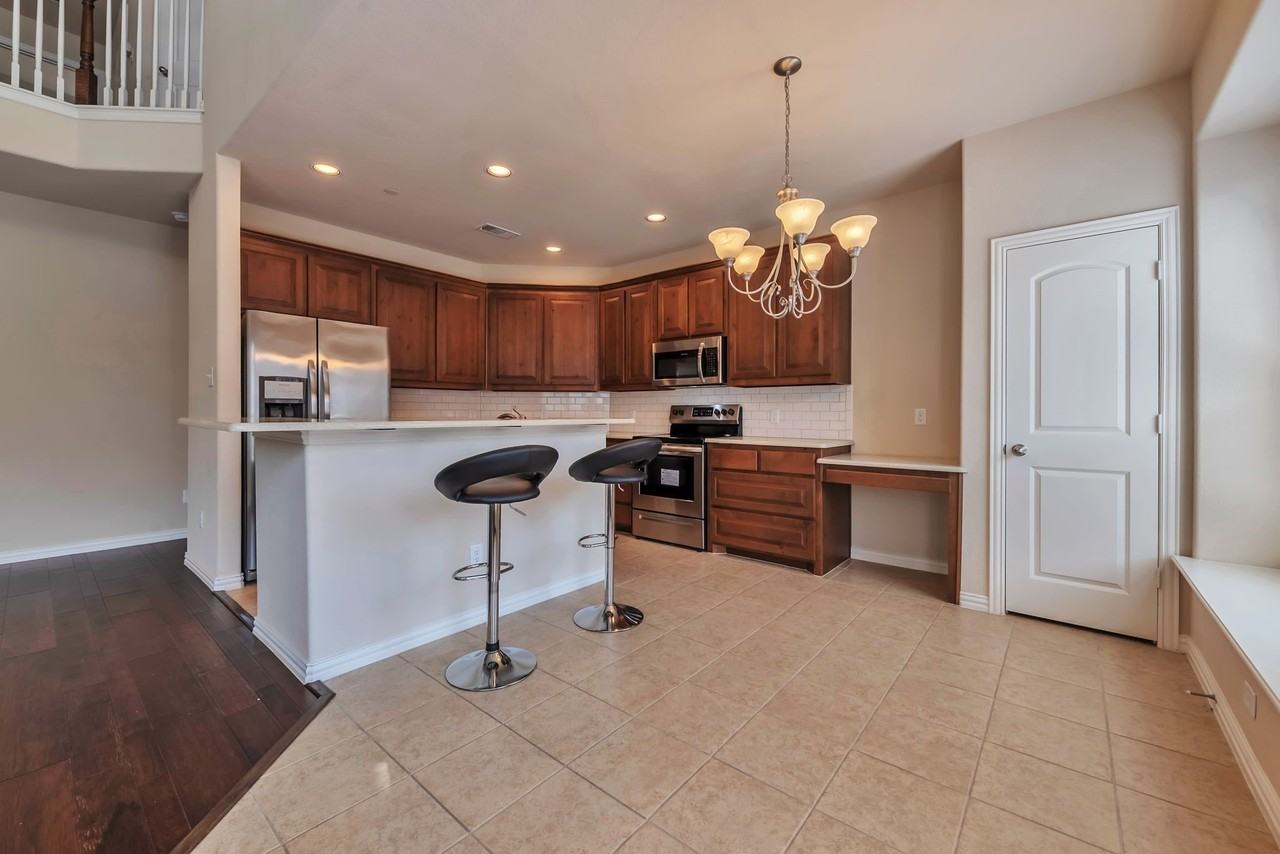 4408 Samarth St - Photo 6 of 23