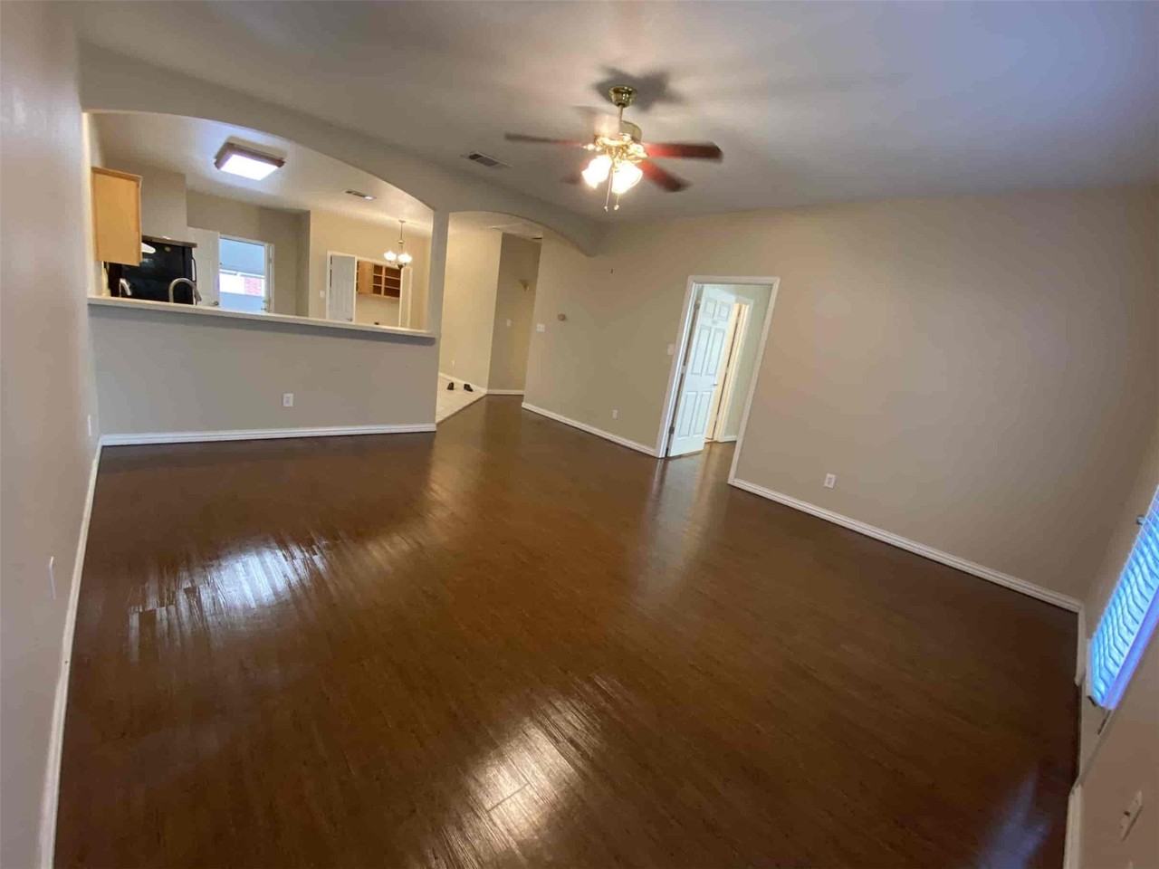 300 E Main St - Photo 7 of 22