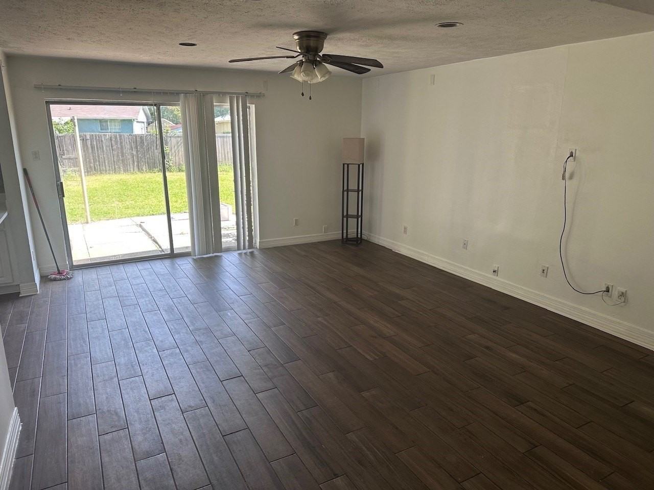 2103 Carlton Rd - Photo 2 of 18