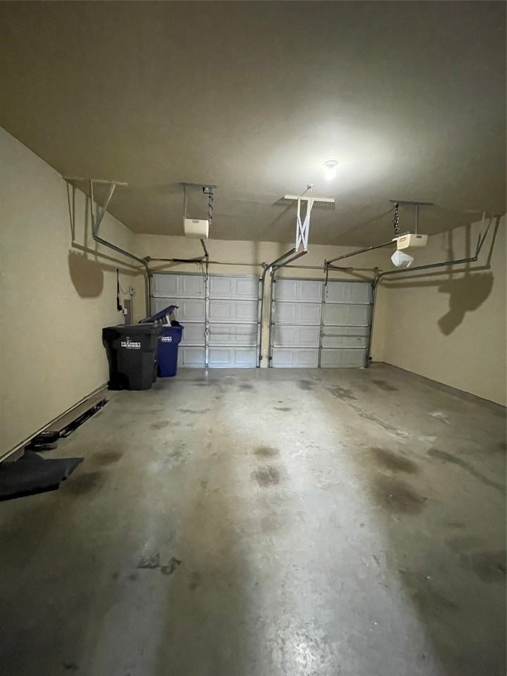 208 Mozart Way - Photo 7 of 27