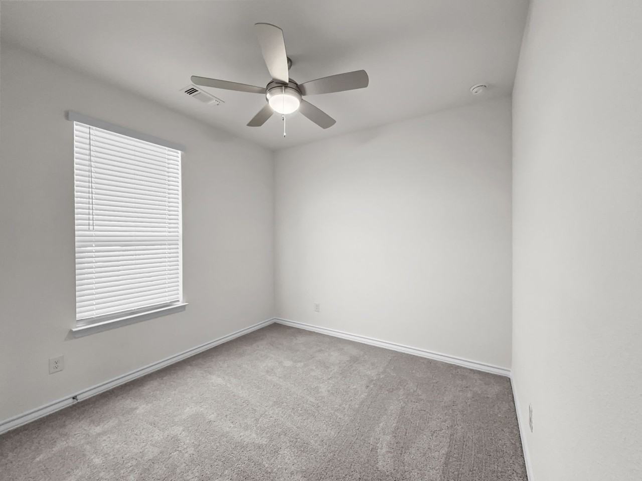 664 Jupe Way - Photo 6 of 28
