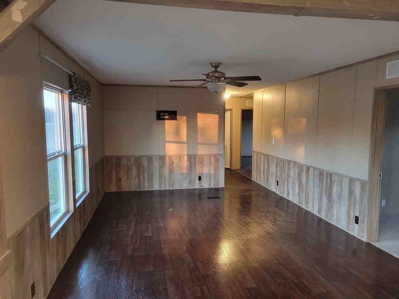1054 County Road 4455 - Photo 4 of 31