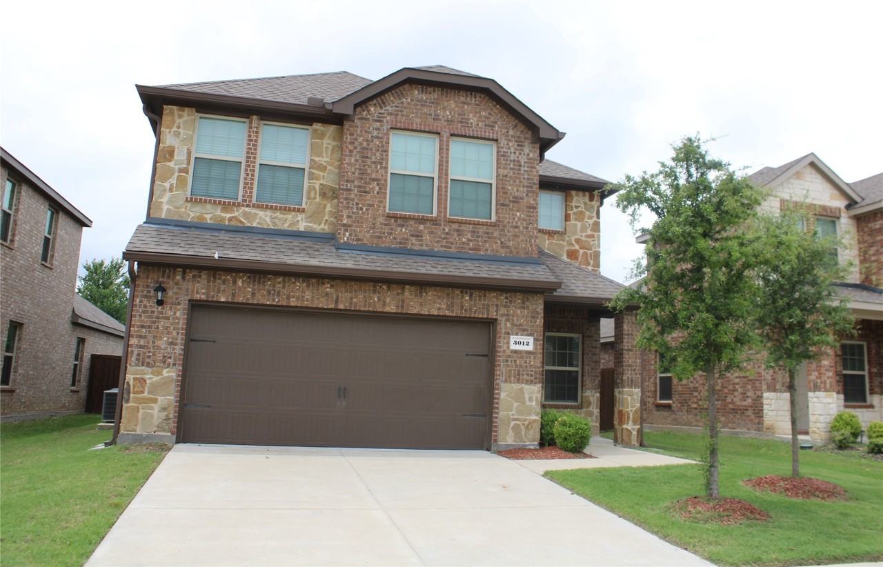 3012 Glazner Dr