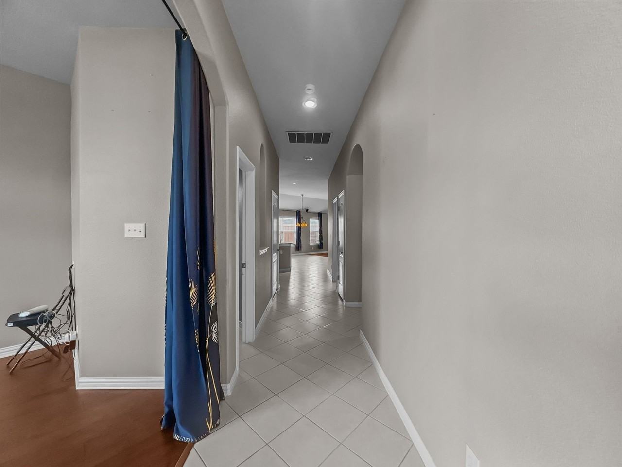 3205 Ridgeway Dr - Photo 3 of 27