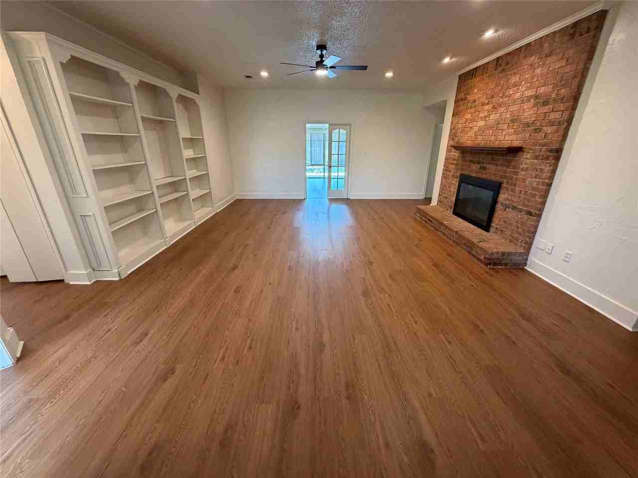 4909 Van Ness St - Photo 2 of 17