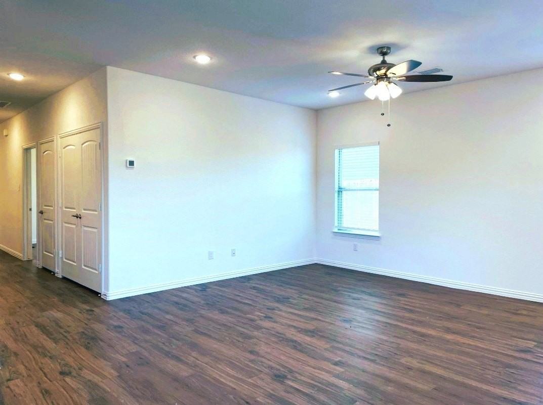 114 Providence Ave - Photo 4 of 15
