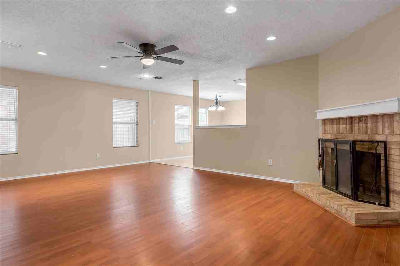 5336 New Castleton Ln - Photo 2 of 17