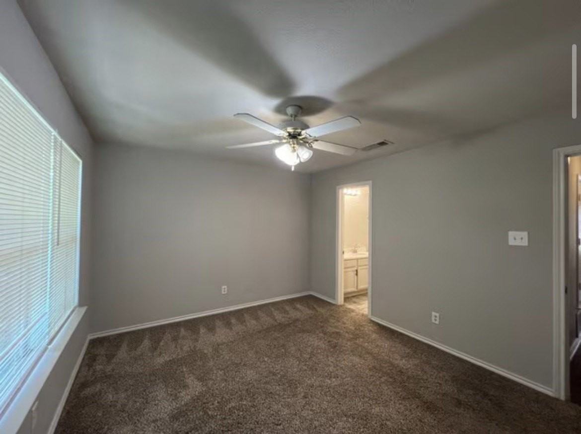 8124 Marydean Ave #8126 - Photo 5 of 12