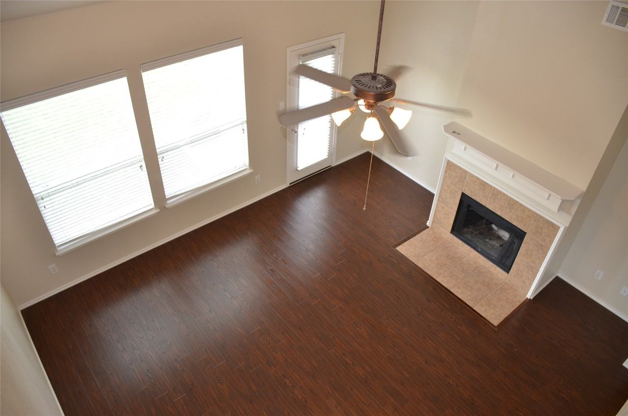 3305 Ocean Dr - Photo 7 of 18