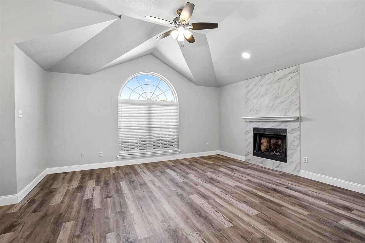 1533 Prescott Dr - Photo 2 of 16