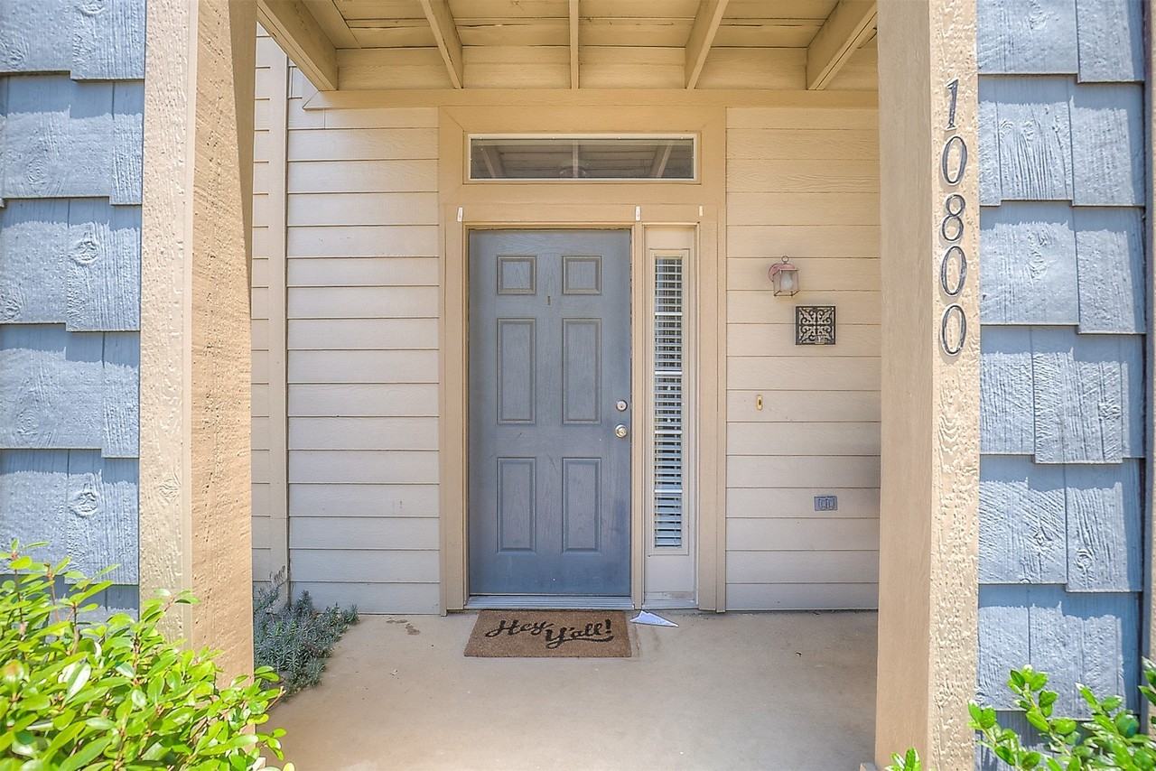 10800 Astor Dr - Photo 4 of 16