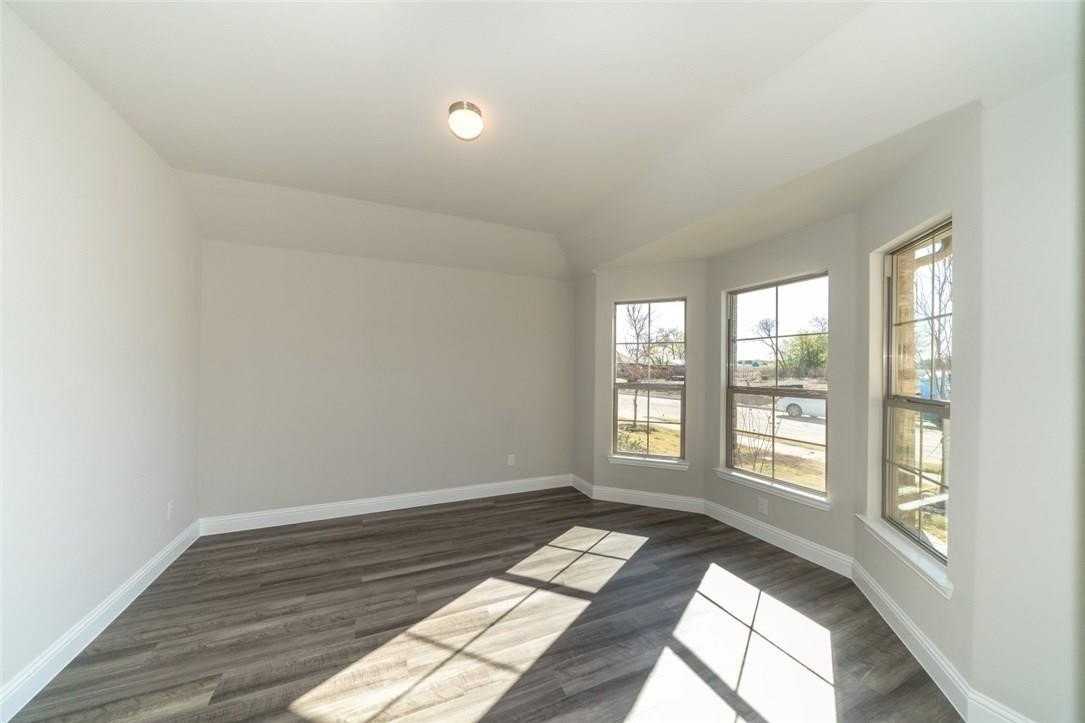 3712 Holley Ridge Way - Photo 3 of 16