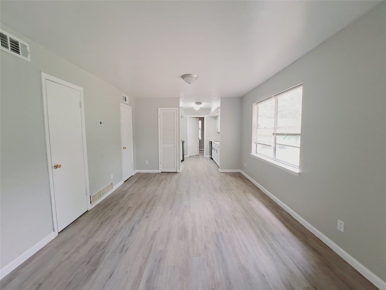 633 Rutgers Dr - Photo 6 of 23