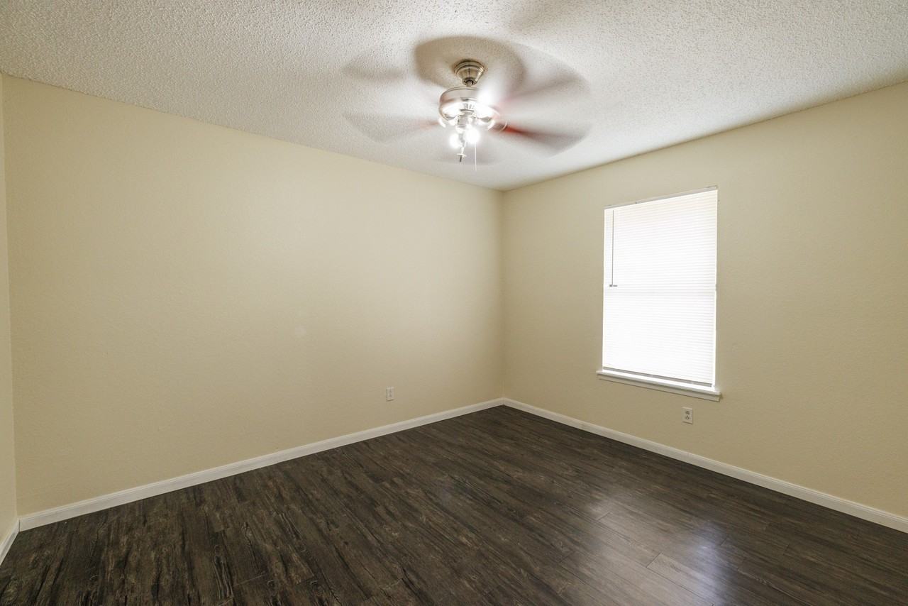 3874 Georgetown Dr - Photo 2 of 25