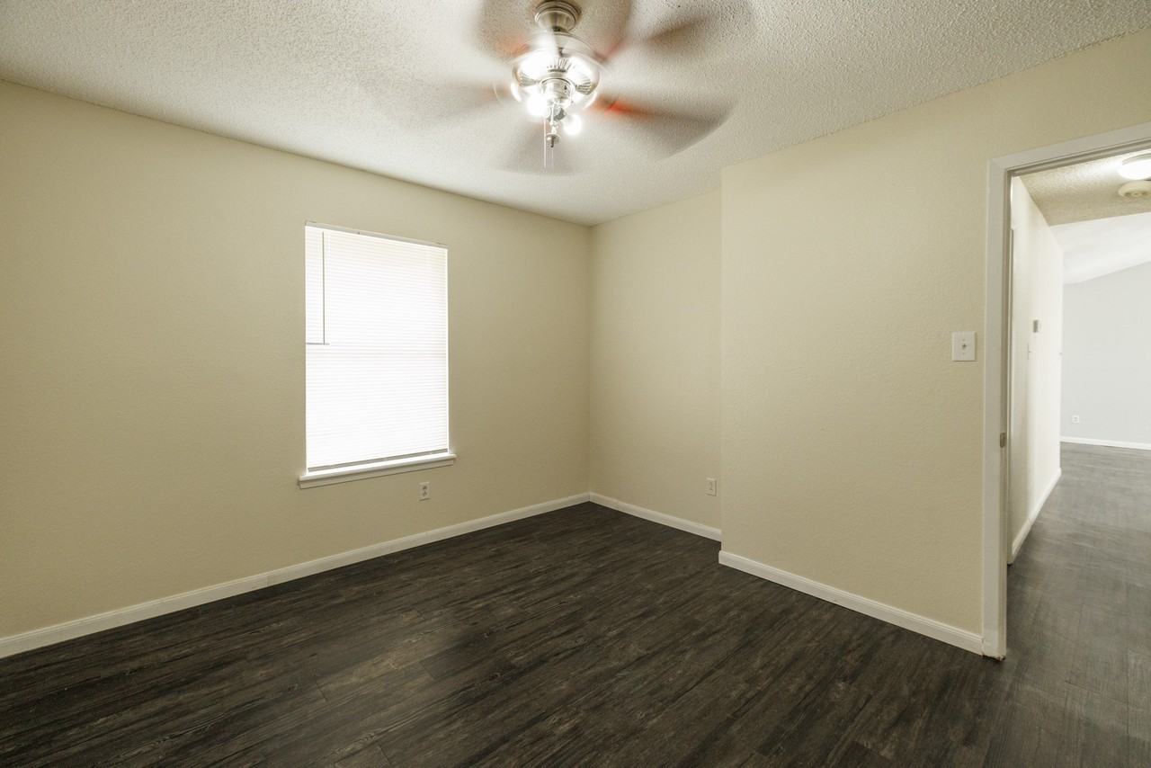 3874 Georgetown Dr - Photo 3 of 25