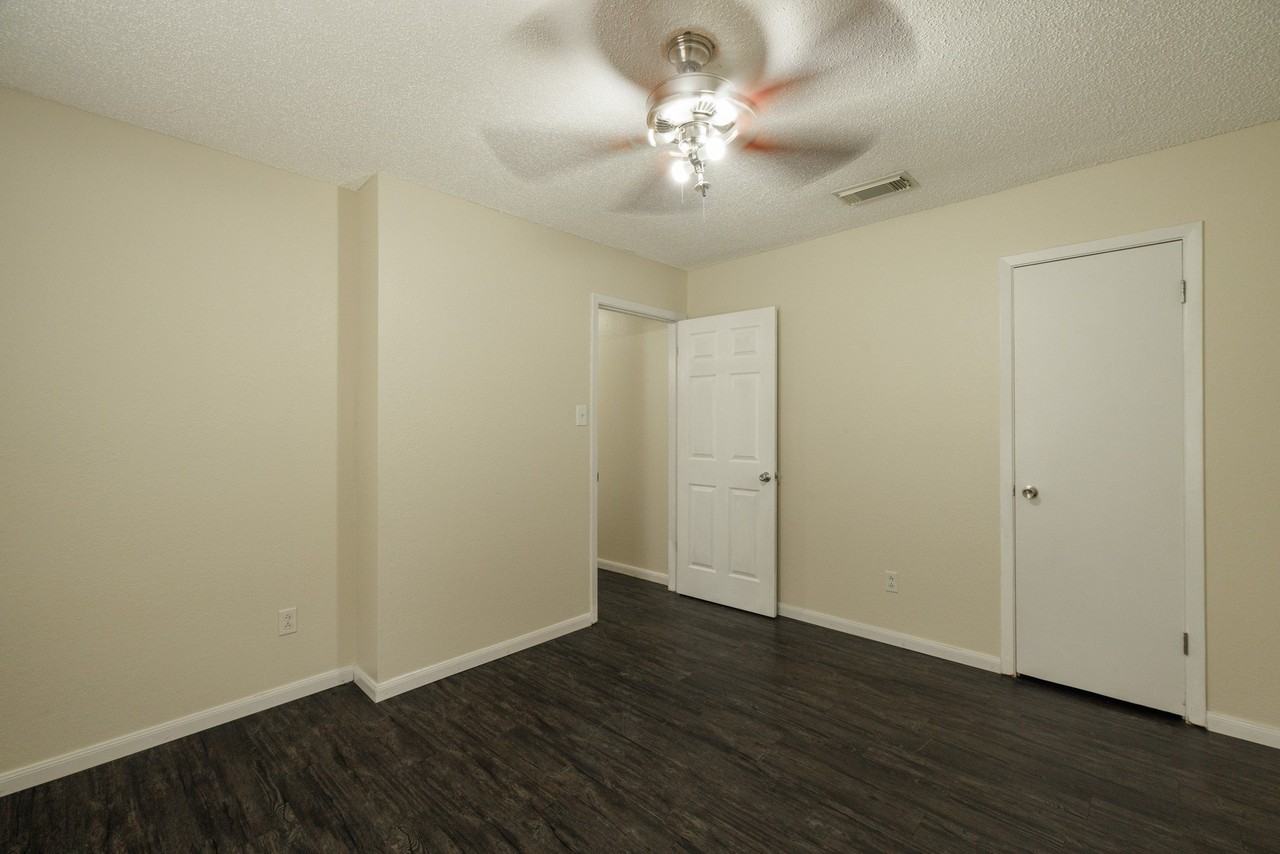 3874 Georgetown Dr - Photo 4 of 25