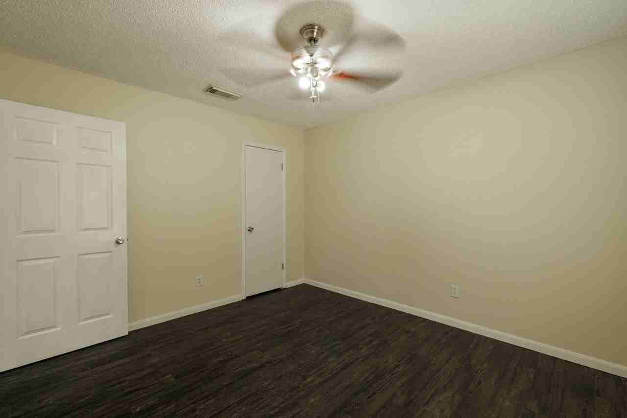 3874 Georgetown Dr - Photo 5 of 25