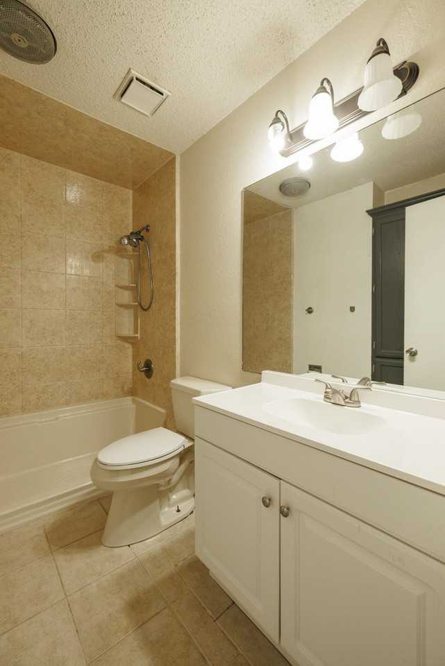 3874 Georgetown Dr - Photo 6 of 25