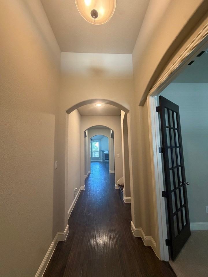 1324 Torrent Dr - Photo 4 of 34
