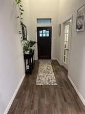 5912 Priory Dr - Photo 4 of 39