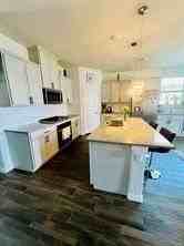 5912 Priory Dr - Photo 7 of 39