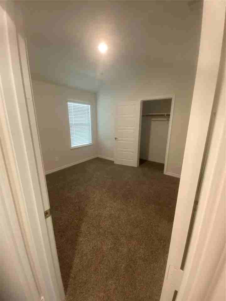 9809 Autumn Leaves Ln - Photo 5 of 12
