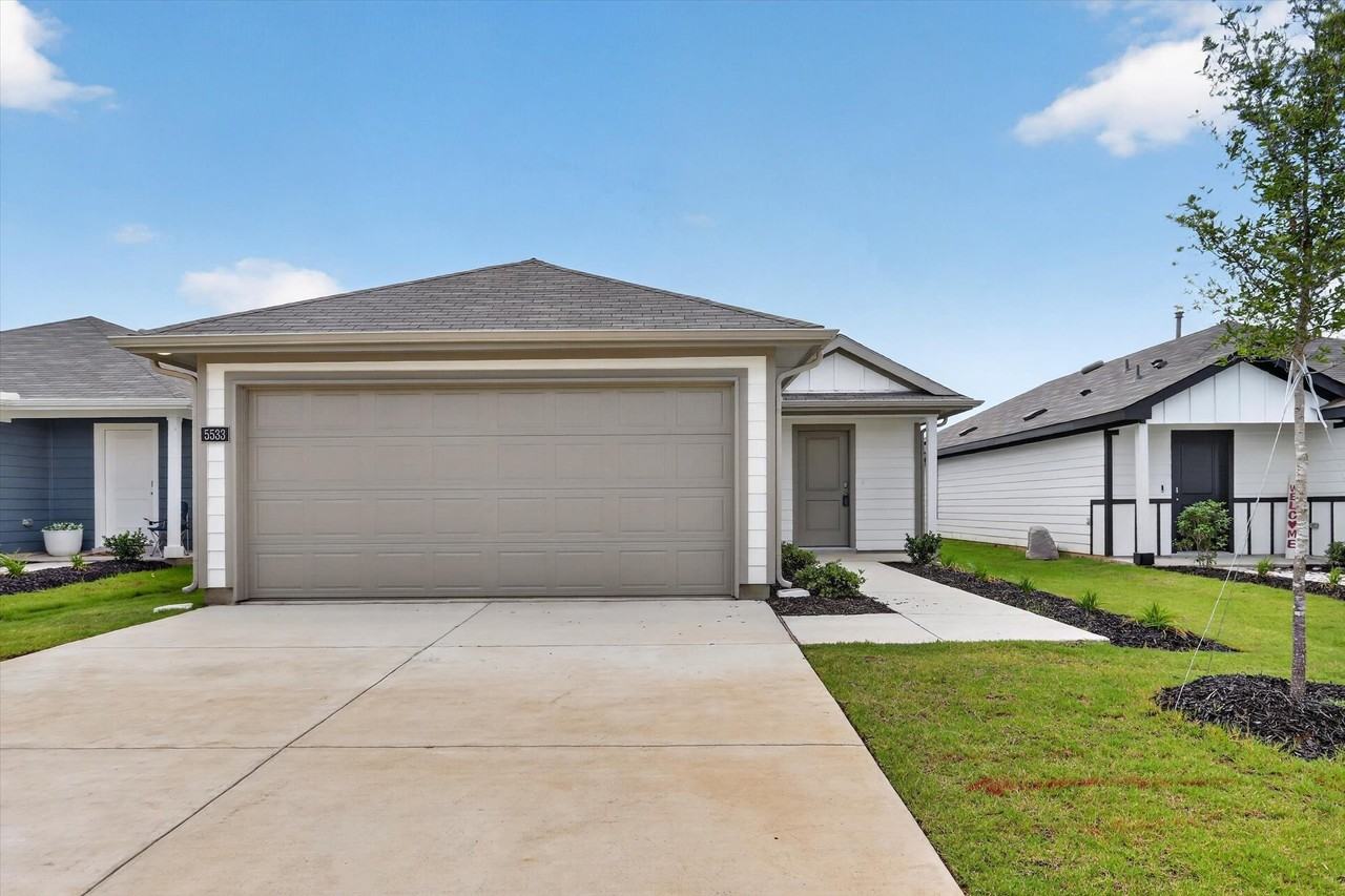 5533 Flannel Ln - Photo 6 of 21