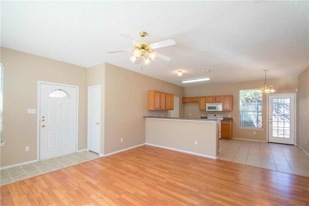 6316 Downeast Dr - Photo 5 of 23