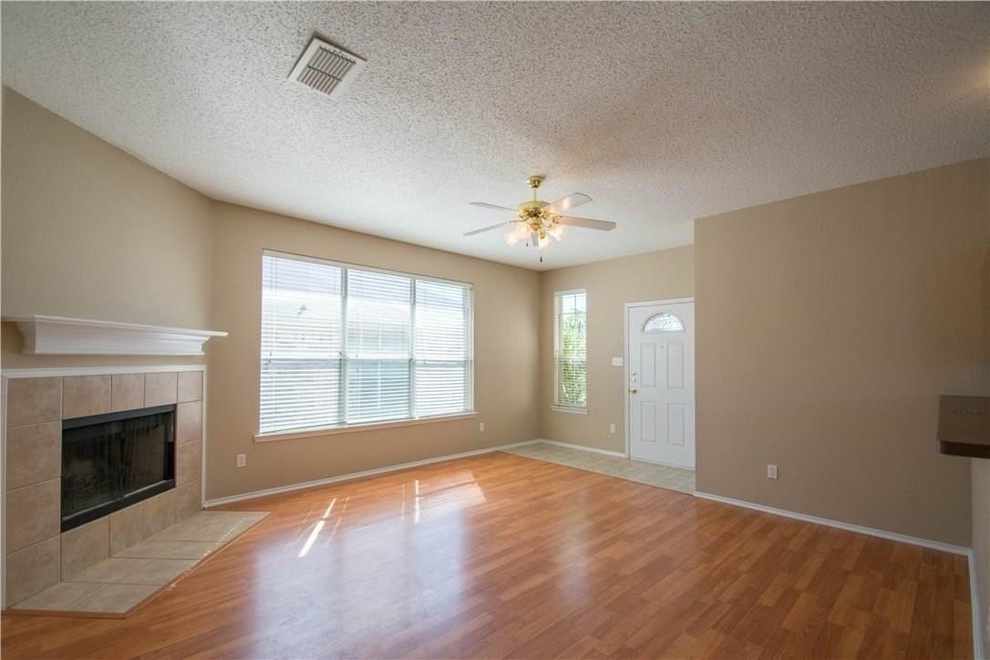 6316 Downeast Dr - Photo 6 of 23