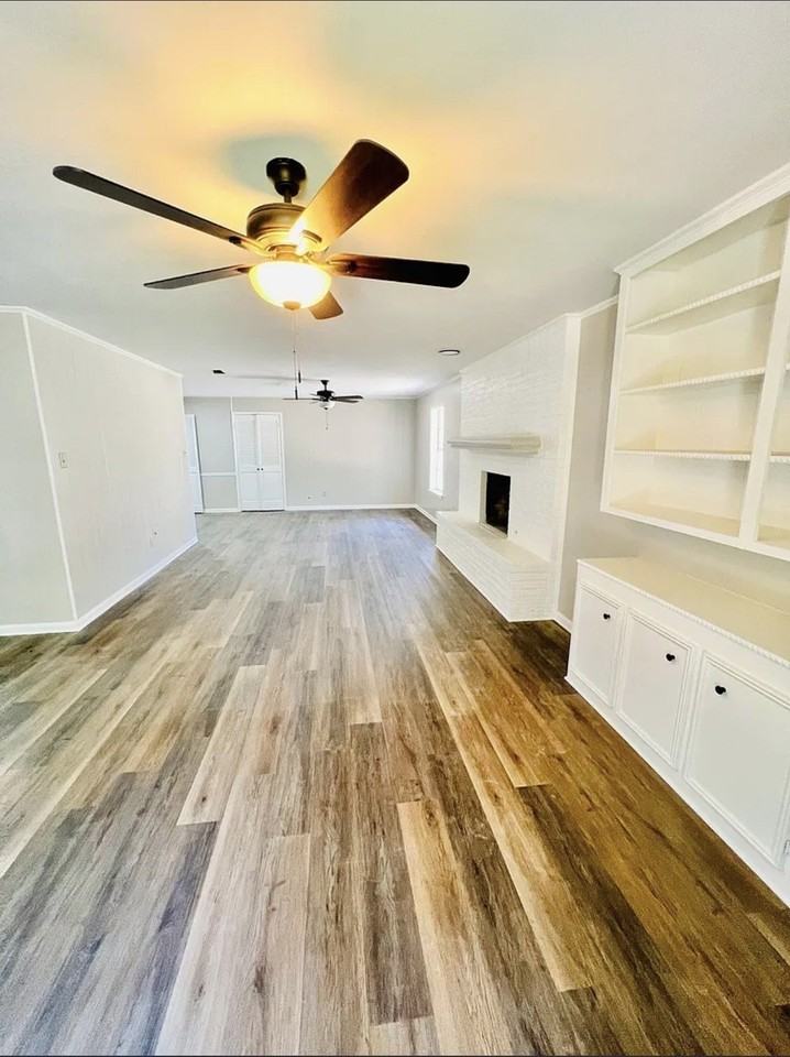 312 Gladstone St - Photo 3 of 18