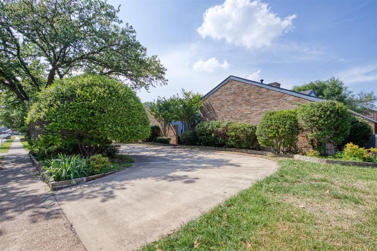 3809 Graphic Pl - Photo 3 of 31