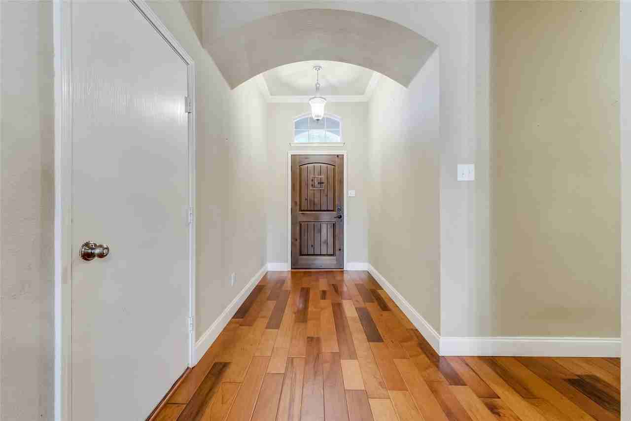 15417 Landing Creek Ln - Photo 3 of 21