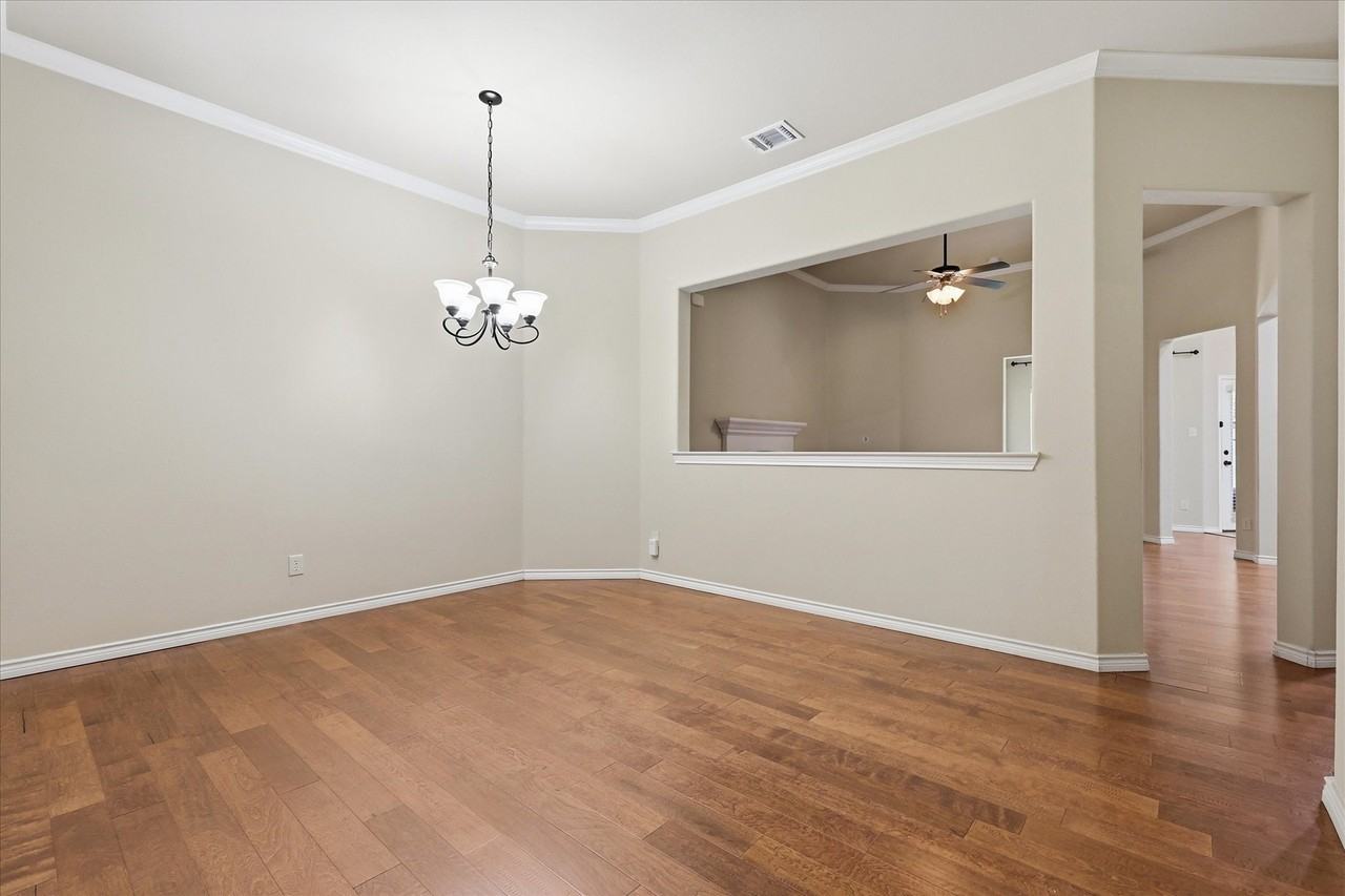 14160 Tahoe Ln - Photo 7 of 27