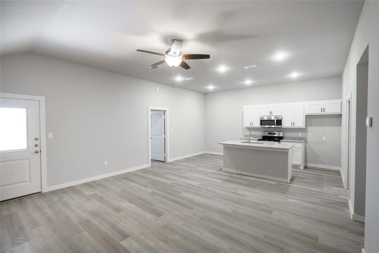 2634 Roman Ln - Photo 7 of 17