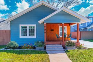 922 S Waverly Dr - Photo 1 of 1